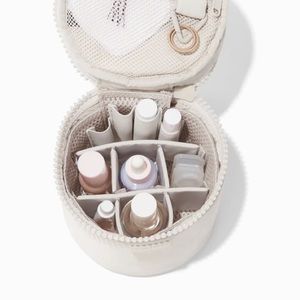 Dagne Dover Mika Toiletry Organizer, Moonbeam White Crème, Size Small
